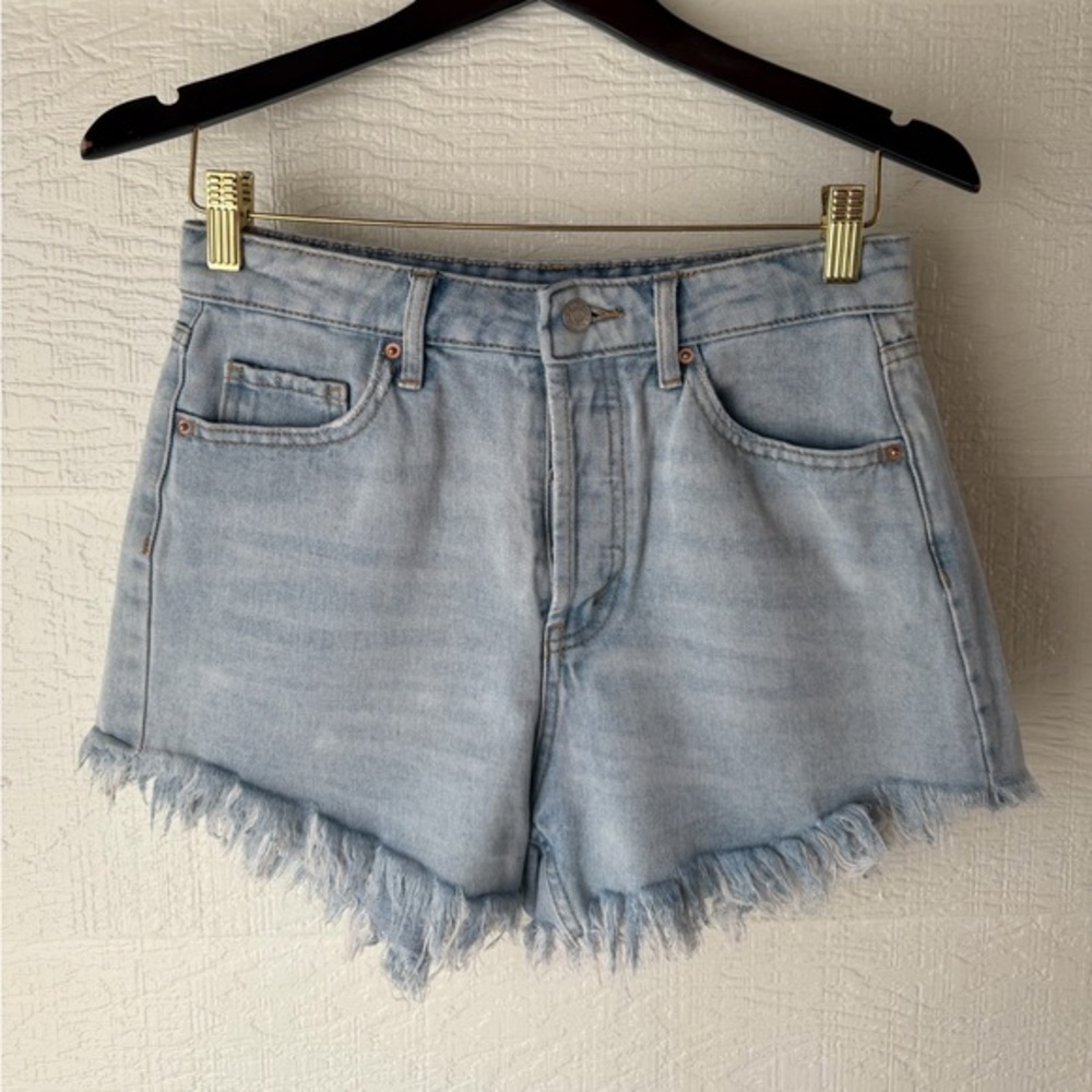 Wild Fable Highest Rise Light Wash Shorts Size 4